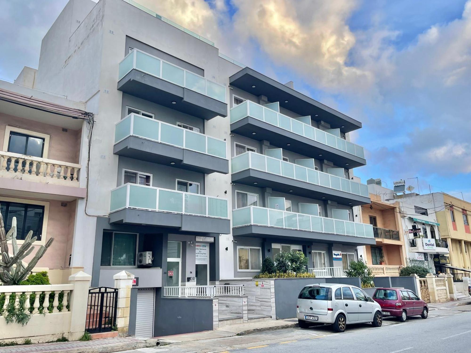 Bayside Apartments Saint Julian's Exterior photo